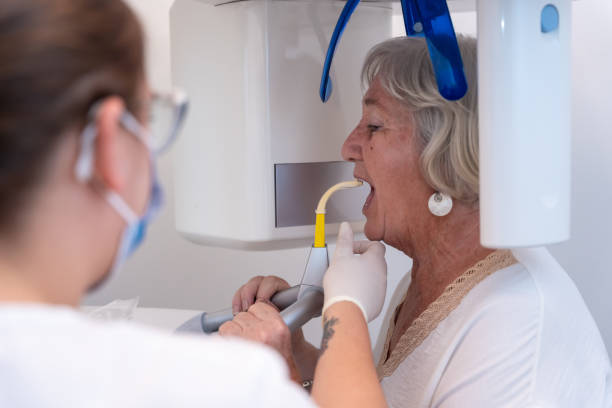 Best Emergency Tooth Extraction in Knoxville, TN